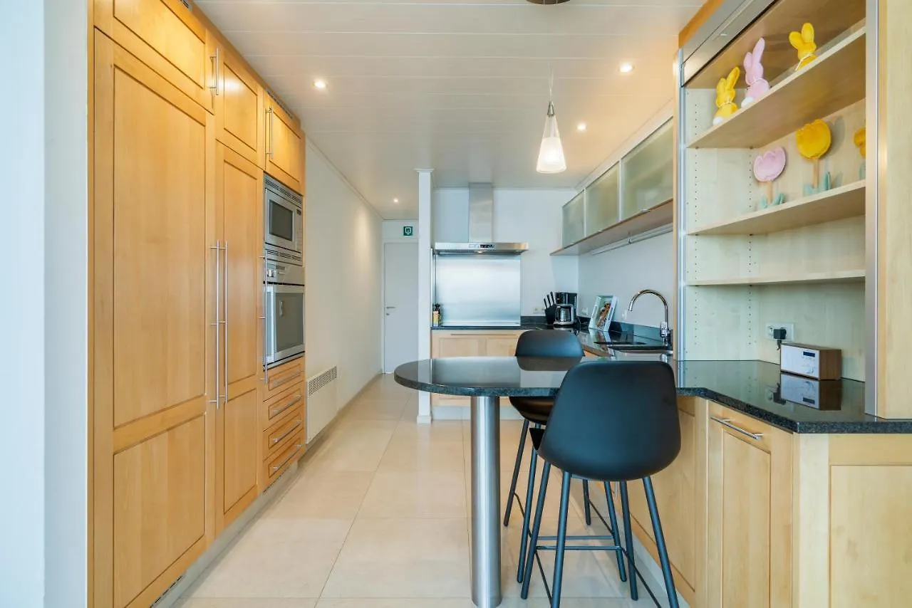 Penthouse App Met Imposant & Eindeloos Zeezicht Apartment Middelkerke